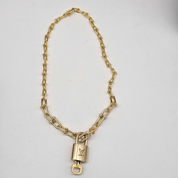 Auth Louis Vuitton Lock & Key w/unbranded 925 Pure Silver Gold plated Necklace - Picture 1 of 12